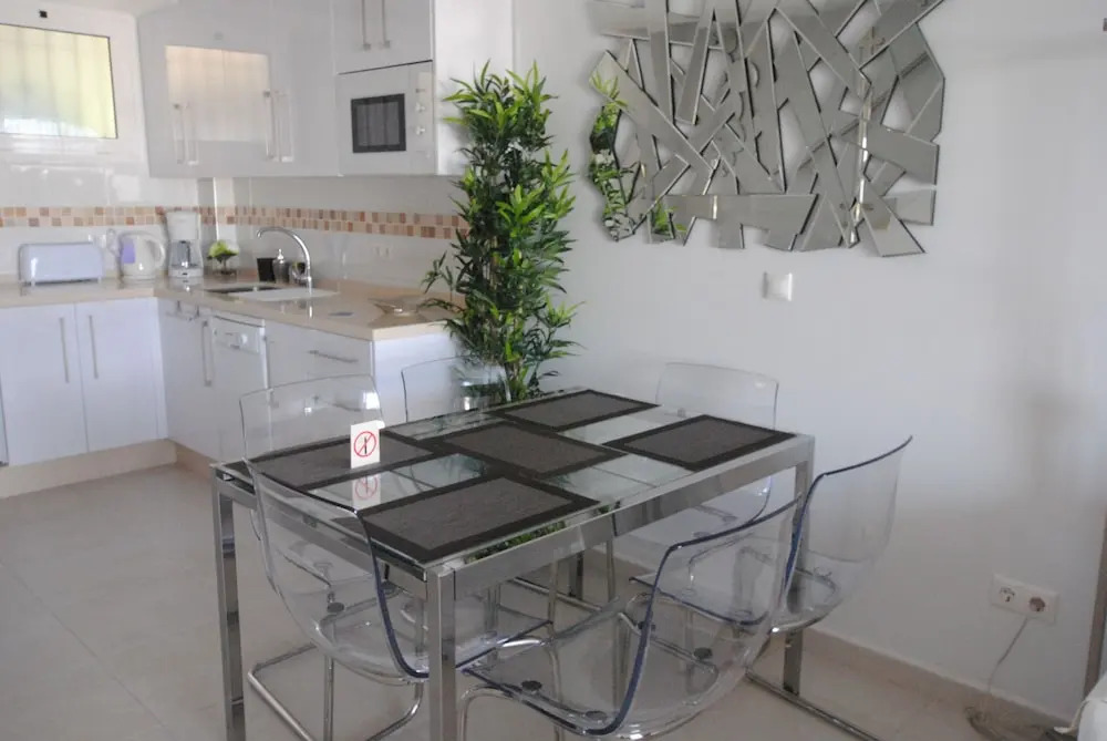 Dona Lola Macarena - Beautiful Frontline beach house between Fuengirola and Marbella - CS100