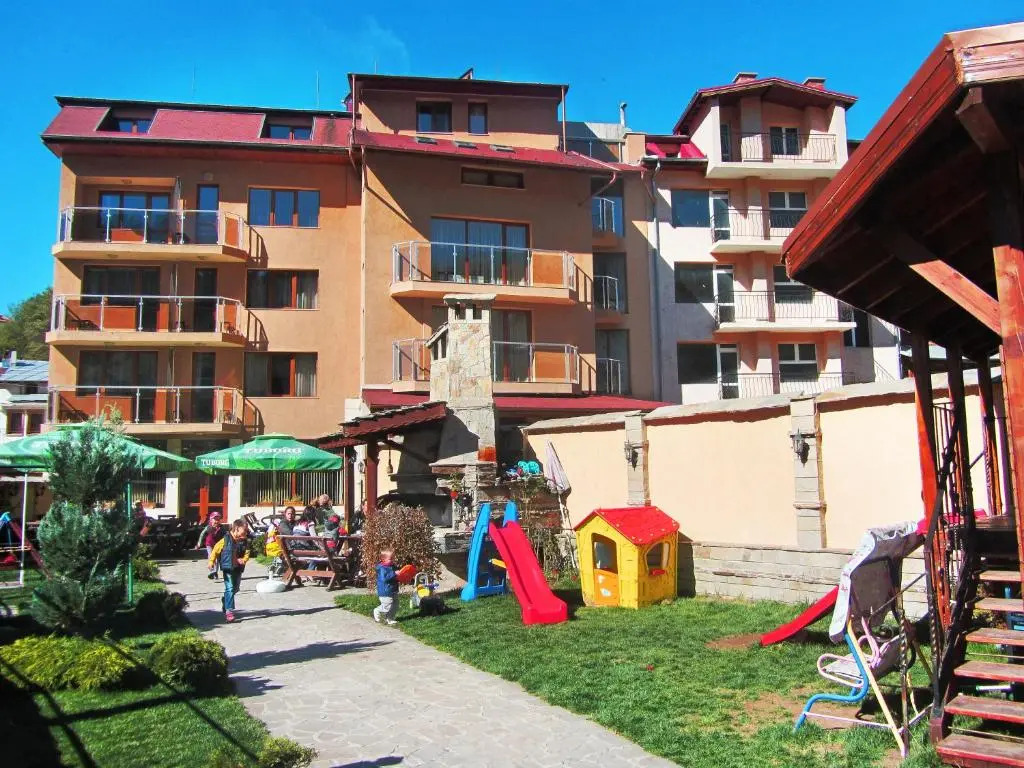Meteor Family Hotel