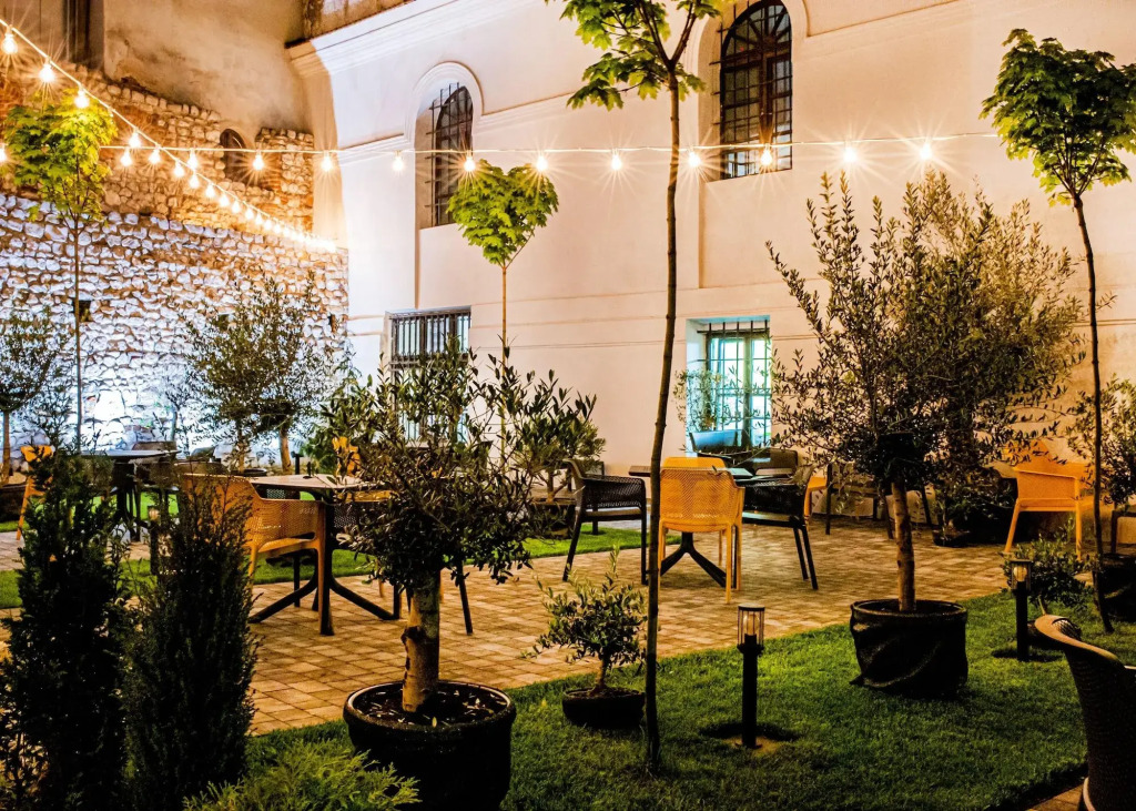 Hotel Estera