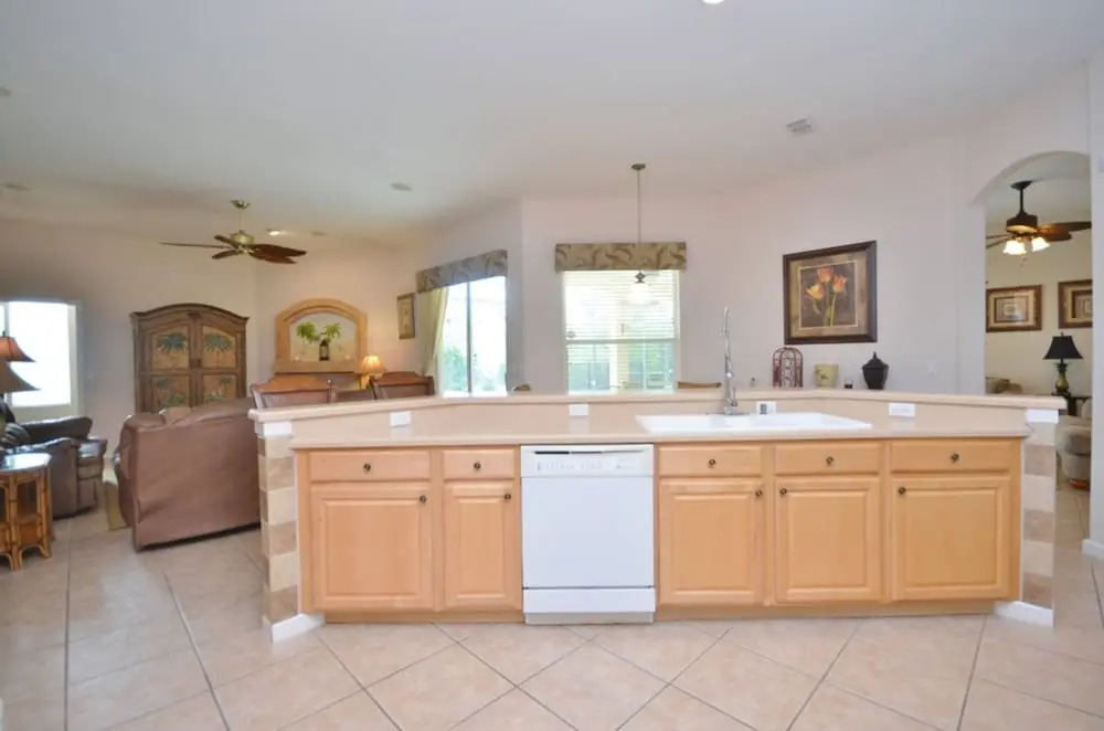Highlands Reserve Golf & Country Club - 233 Prestwick Drive
