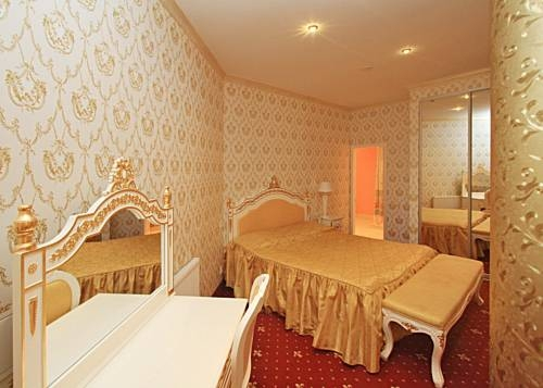 Royal Park Hotel