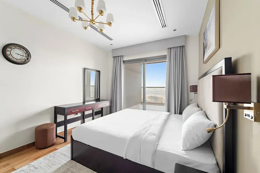 Elite Studio with Burj Khalifa & Pool View