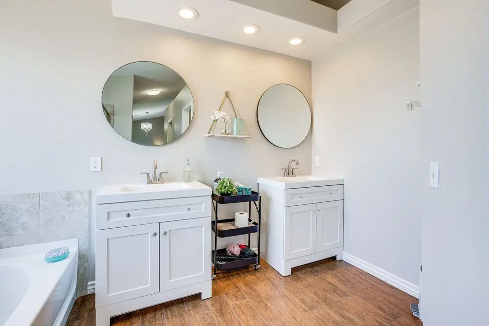 Large Las Vegas Home w/ Pool, Hot Tub + Game Room