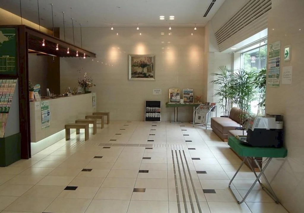 Hotel Route-Inn Osaka Honmachi