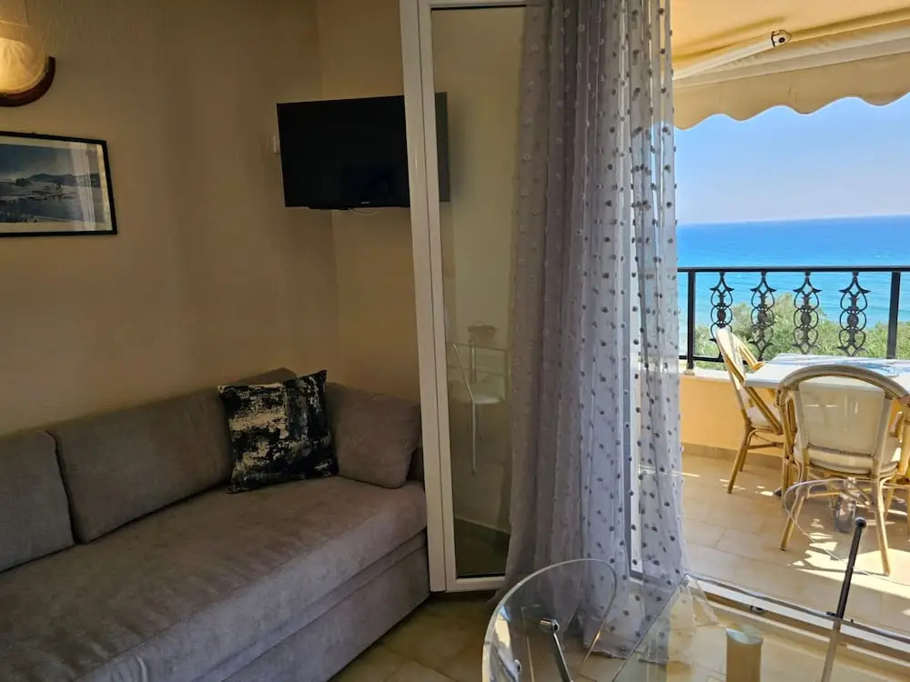 Corfu Glyfada Menigos Resort 40