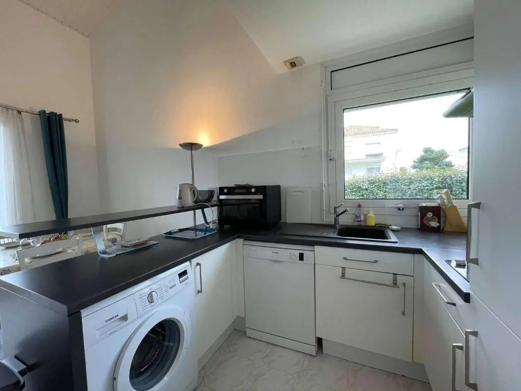 Appartement Saint-Jean-De-Monts, 4 Pièces, 9 Personnes - Fr-1-224c-214