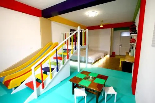 Rainbow Nest Fengyuan Museum