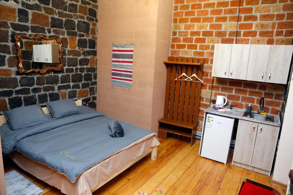 Onoyi Tun Guest House