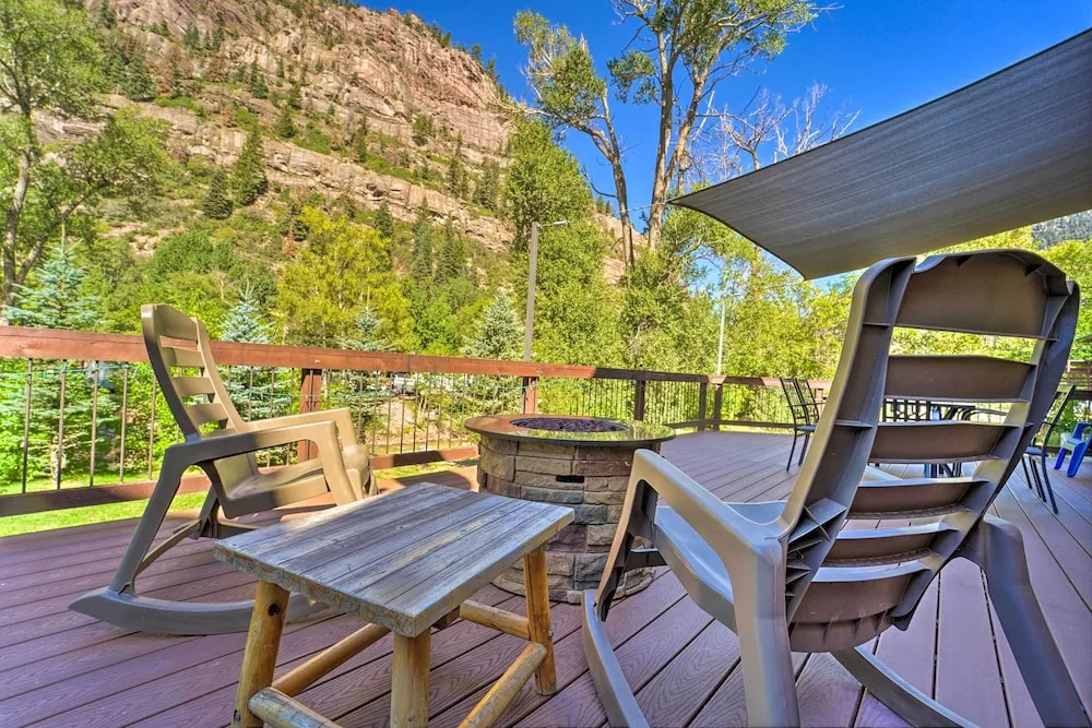 Updated Mtn Home w/ Deck on Uncompahgre River