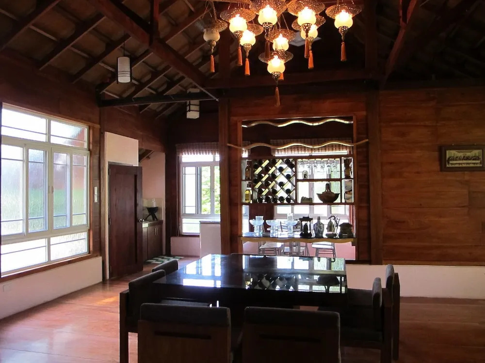 Monte Costa Resort