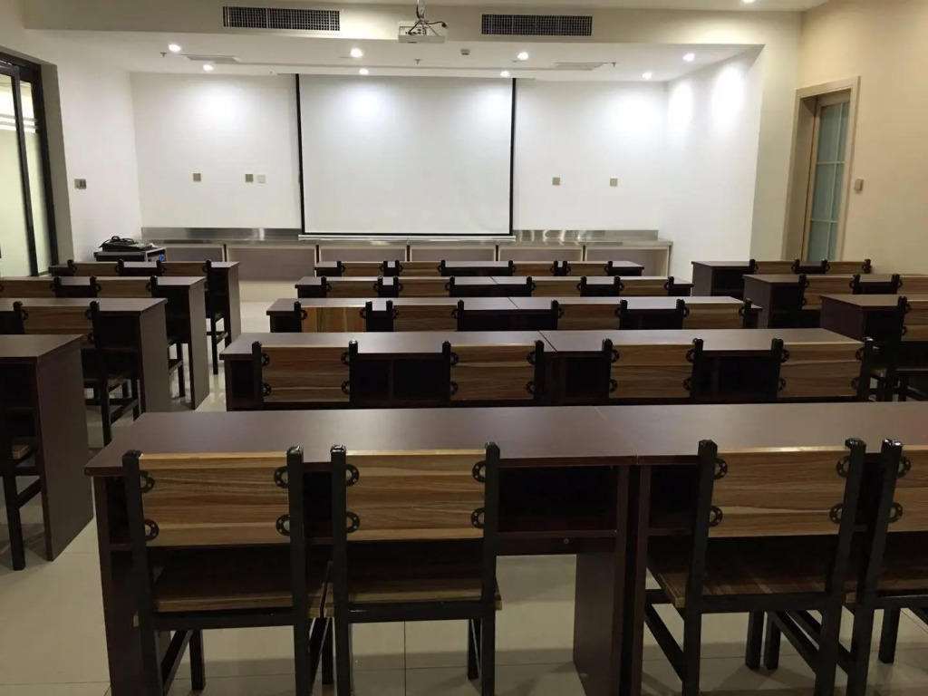 IU Hotels·Shijiazhuang Development Zone Provincial Fourth Hospital