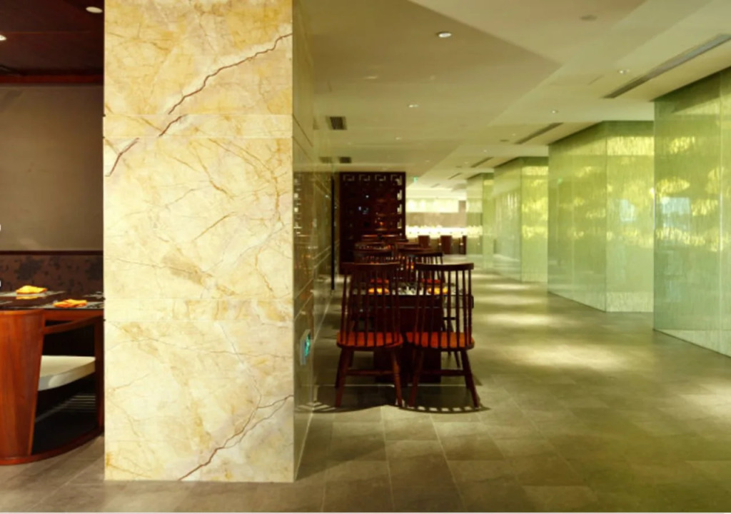 Howard Johnson Sunshine Plaza Ningbo