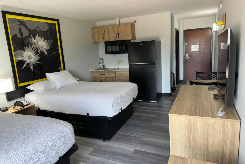 Super 8 by Wyndham Alexandria LA