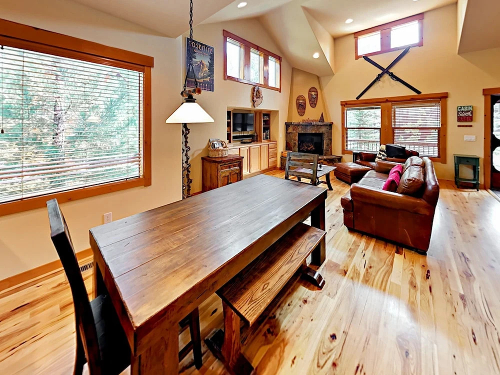 10332 Kimque Ct Cottage