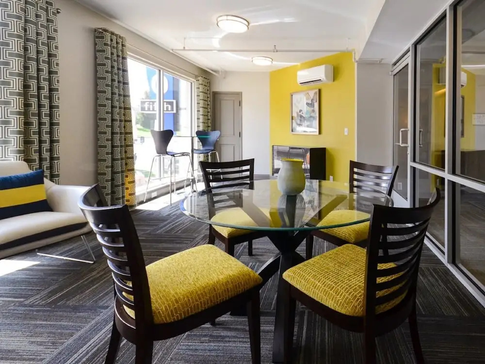 1 Bedroom Downtown Condo