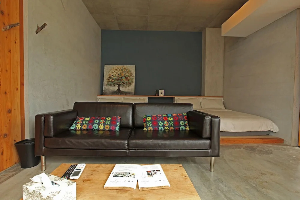 Juststay
