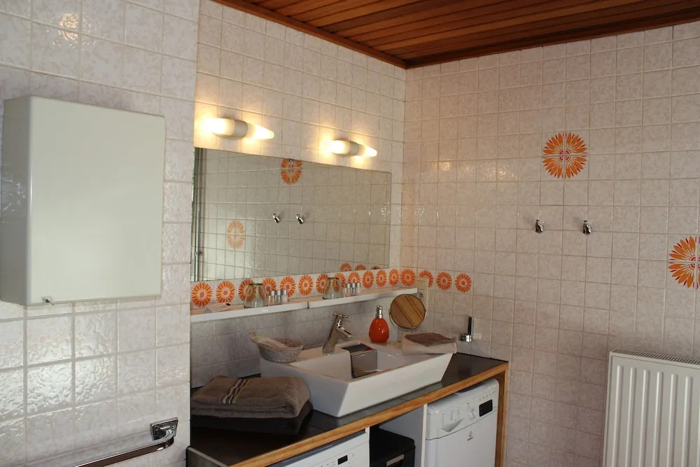 Green Hill Guest House