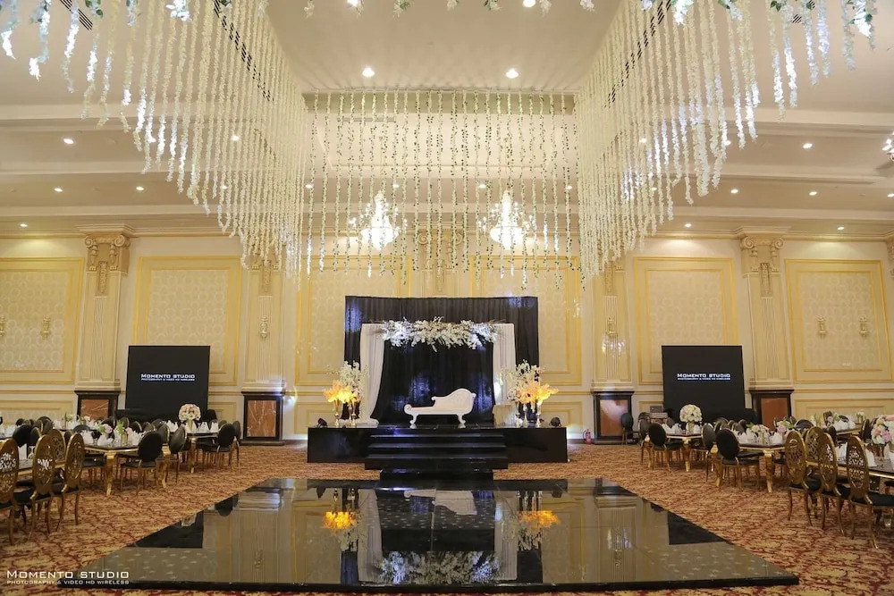 Golden Jewel Beach&Hotel