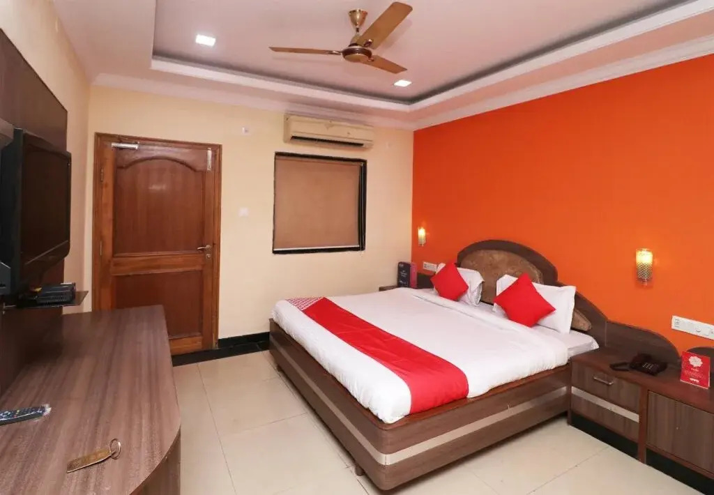 Hotel Amar Palace by OYO Rooms