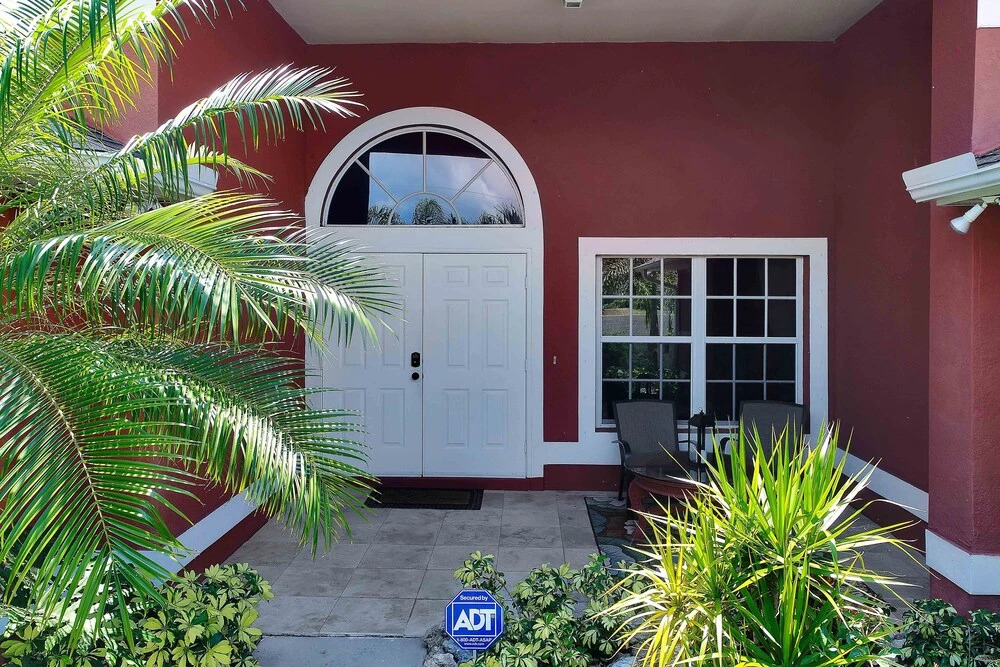 Palm Breeze 1035