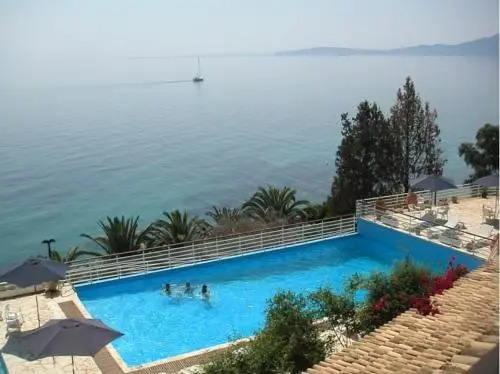 Bellos Beach Hotel