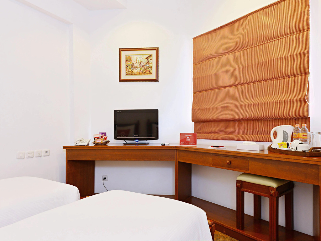 ZEN Rooms Pasteur Dangdeur