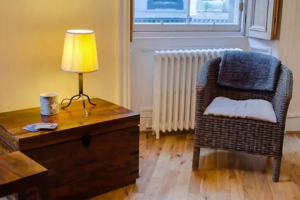JOIVY Diagon Alley Apartment