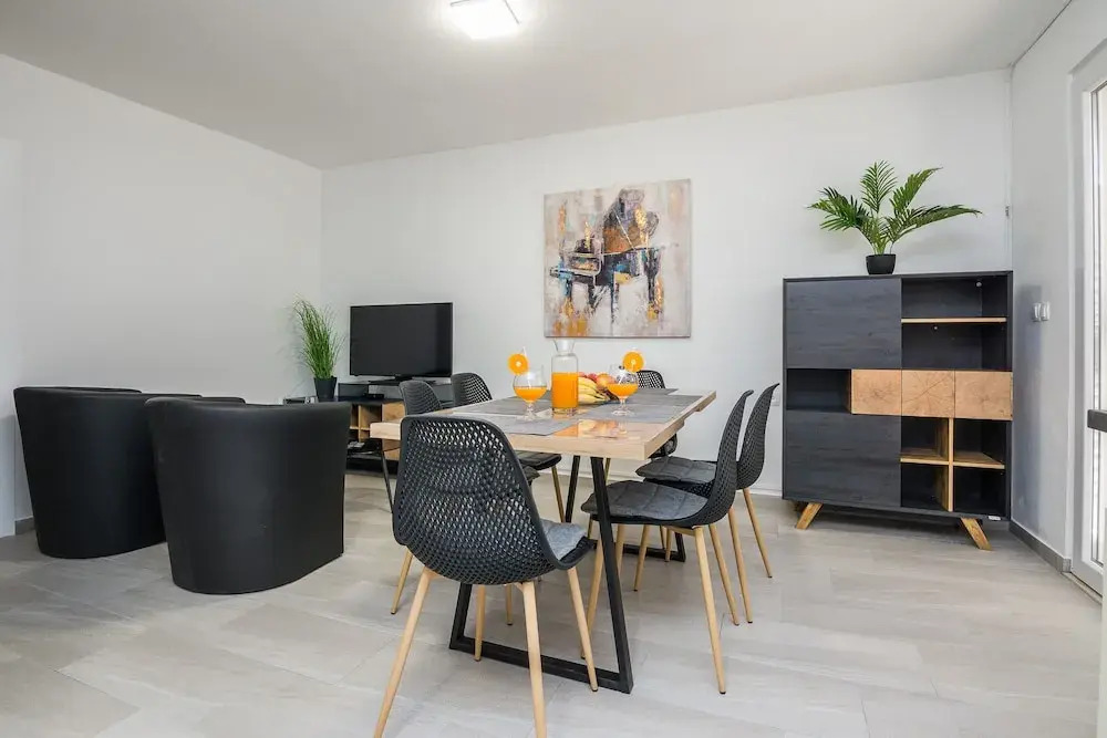 Apartments Loncar