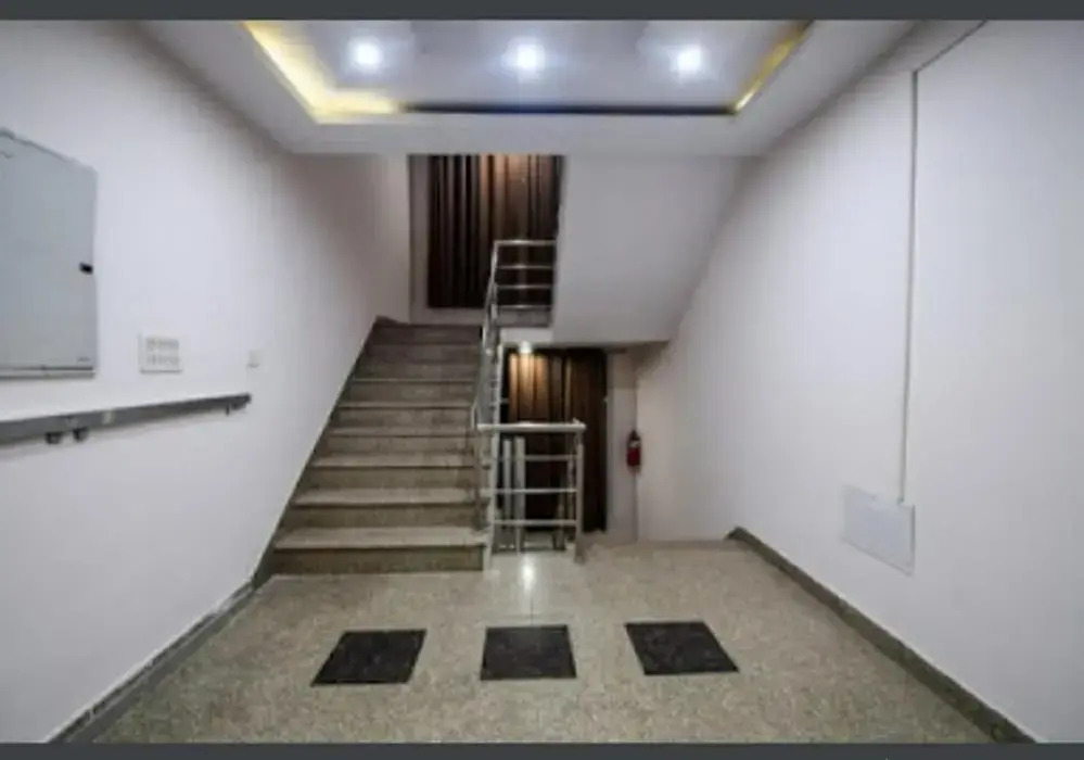 Hotel O Grand Decor
