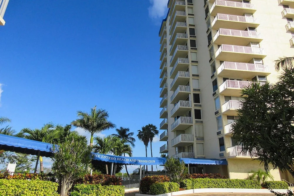 Estero Beach & Tennis 701b 1 Bedroom 1 Bathroom Condo