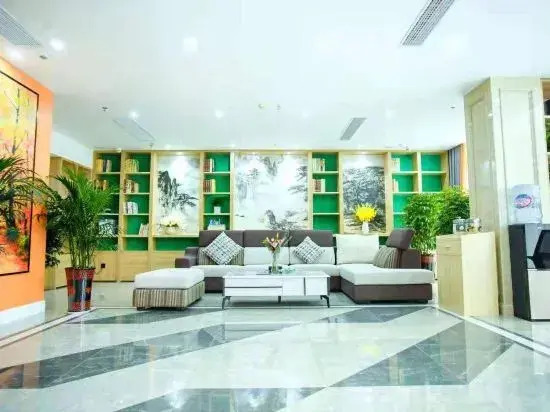Yafeng Hotel (Xinyang Libao Square Wanxiangcheng Branch)