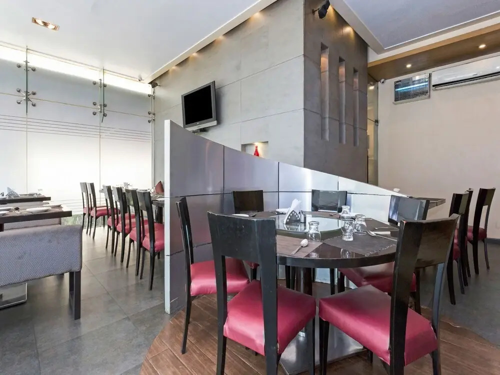 HOTEL VARISHTTA Kopar Khairane