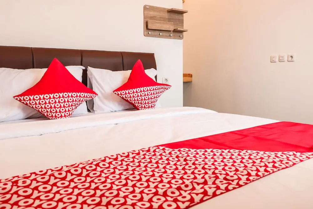 OYO Life 1823 Tekno Residence