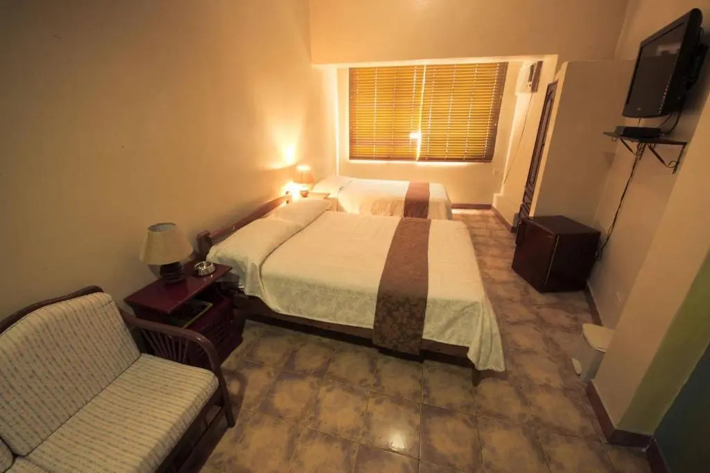 Atlantic Suites Hotel