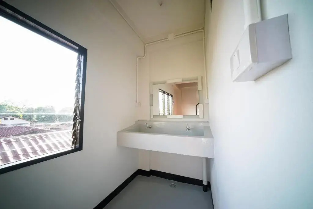 Saiyud Hostel