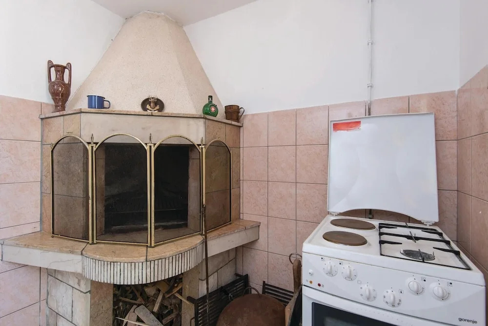 Gorgeous Home In Orebic