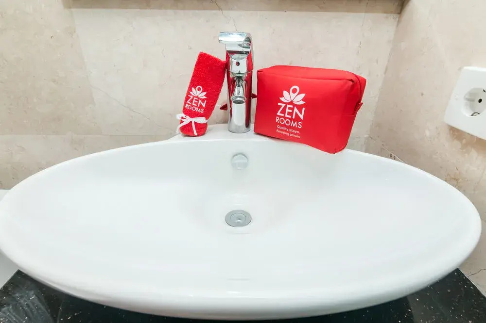 ZEN Rooms Sriwijaya Legian Kuta