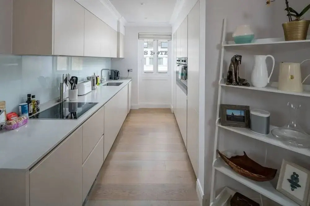 Beautiful Spacious 3 bed 2 Bath in Earl's Court