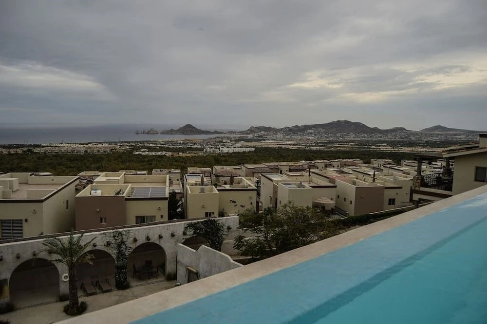 Luxury Apartment 3Br 2 Bath Ocean View