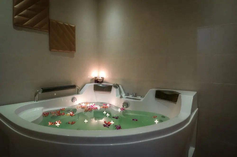 Days Hotel by Wyndham Chennai OMR
