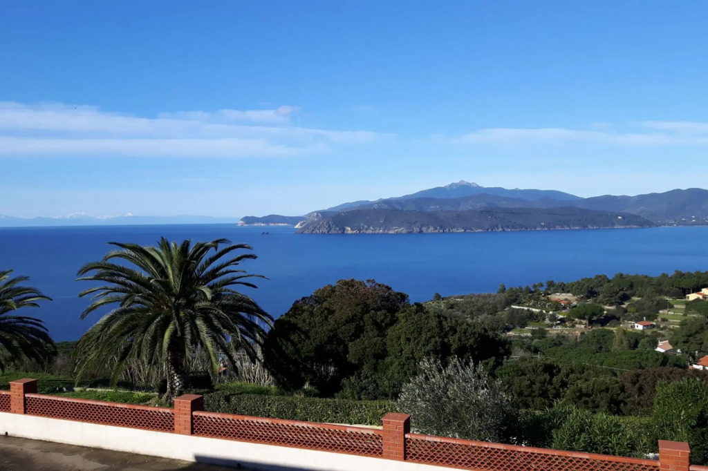Appartment Il Sogno 3 in Capoliveri with outdoor area-IL SOGNO QUADRI N° 3