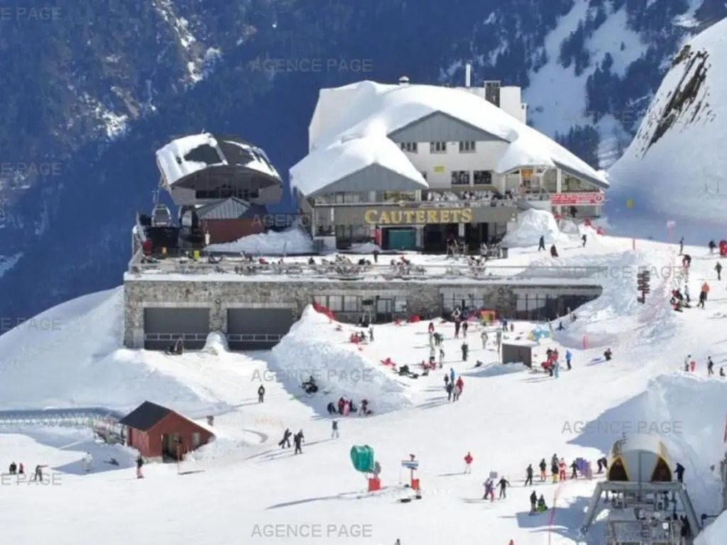 Appartement Cauterets, 2 pièces, 6 personnes - FR-1-234-199