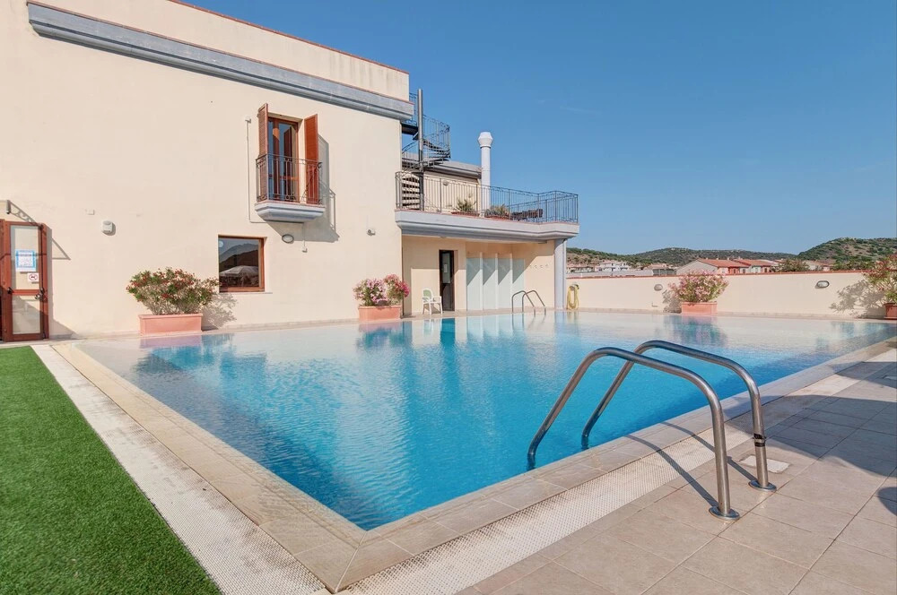 Stylish Residence Le Fontane 2 Bed Apartment Sleeps 6-7