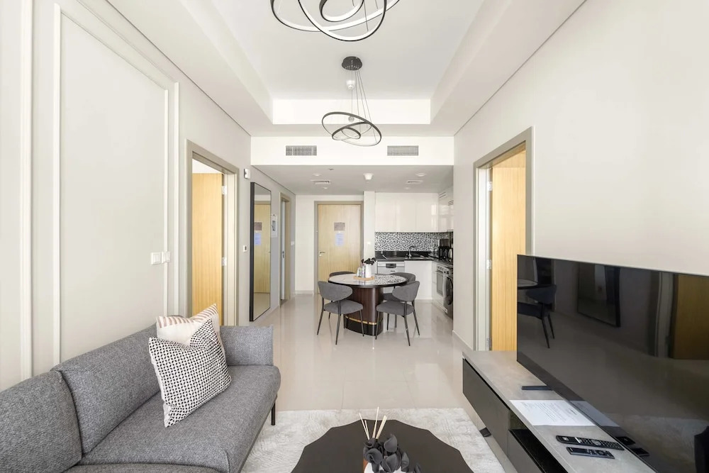 Silkhaus Elite 2bdr Near Safa Park Aykon City