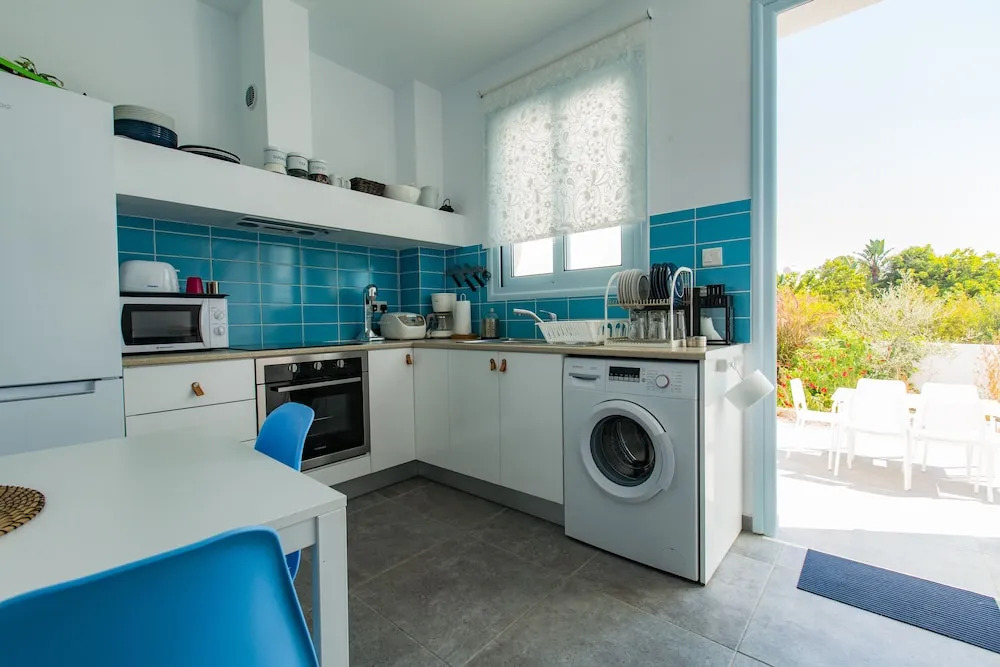 Blue Diamond Beach Villas