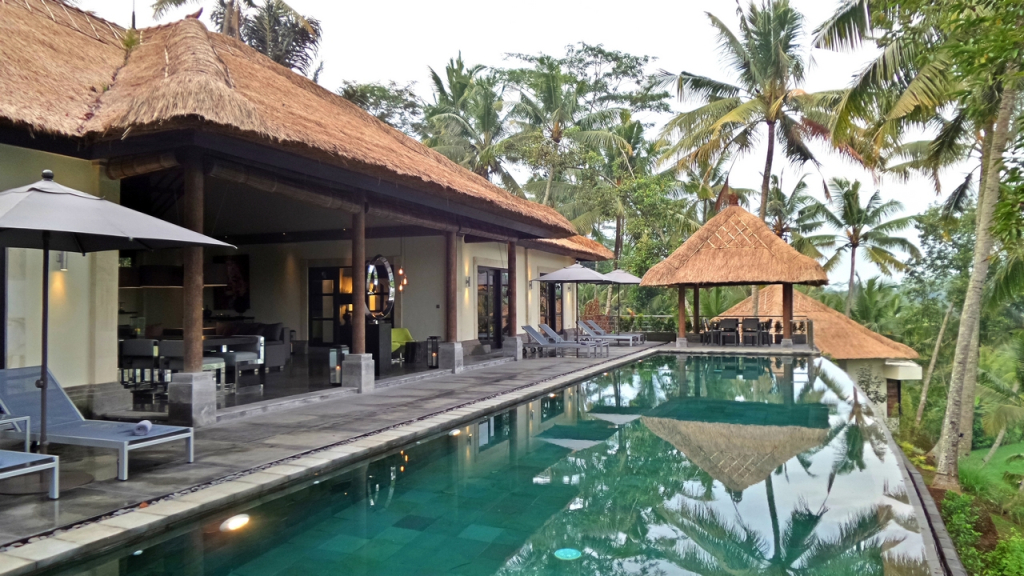 Rouge - Private Villa Condense