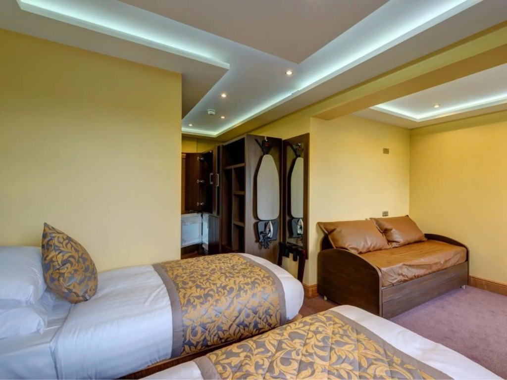 Grainger Apartments