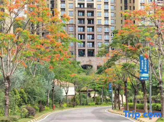 Huizhou Nankunshan Chuyi Designer Parent-child Theme Pool Hot Spring Villa