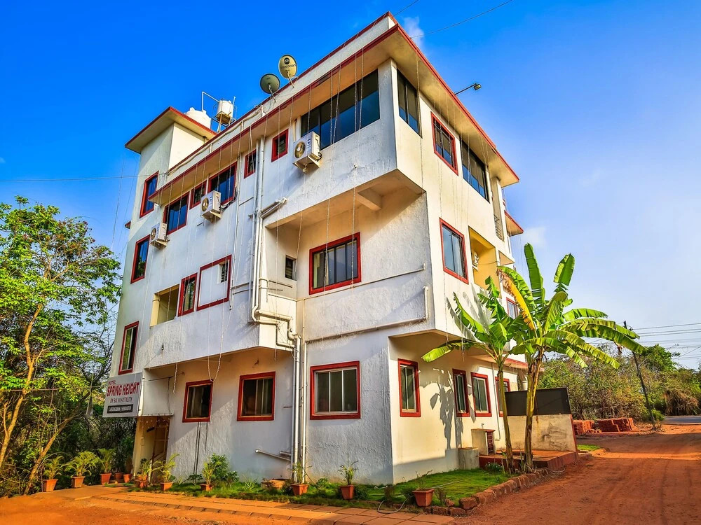 OYO 14276 Hotel Spring Height