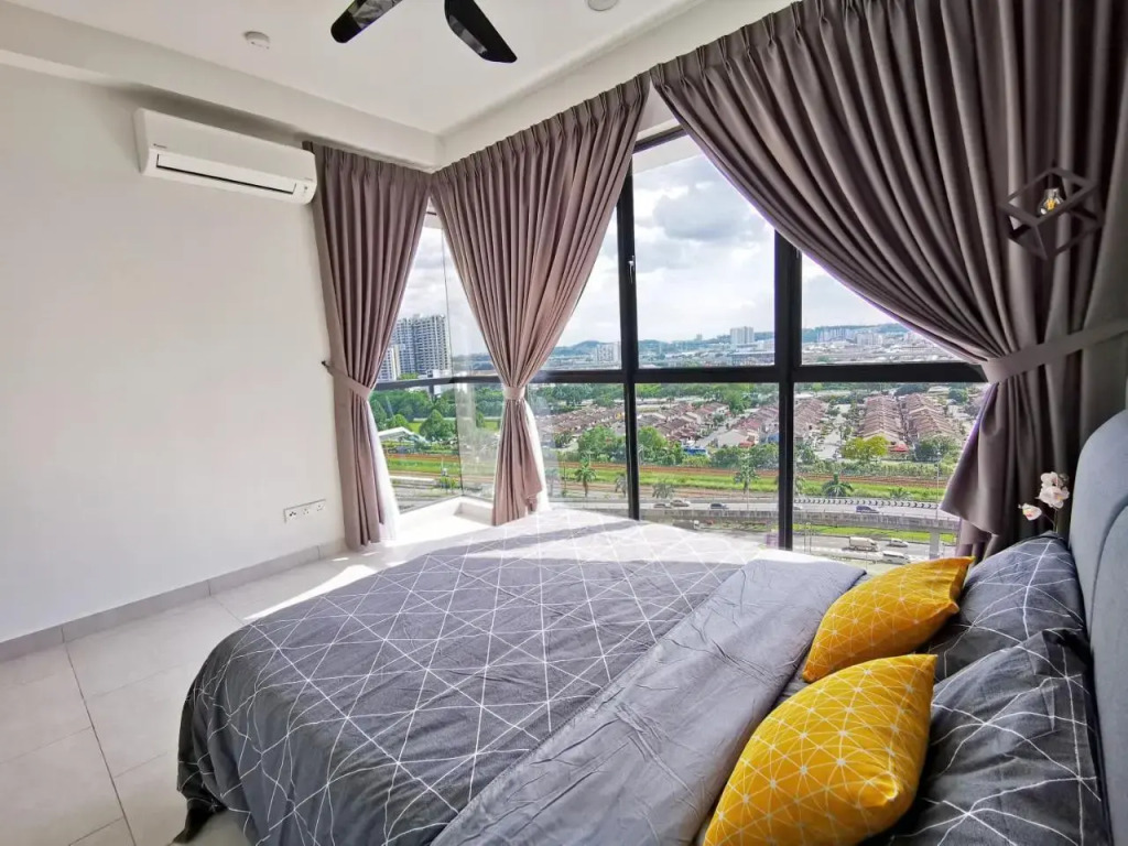 Astetica Residences 100mbps Wifi Netflix